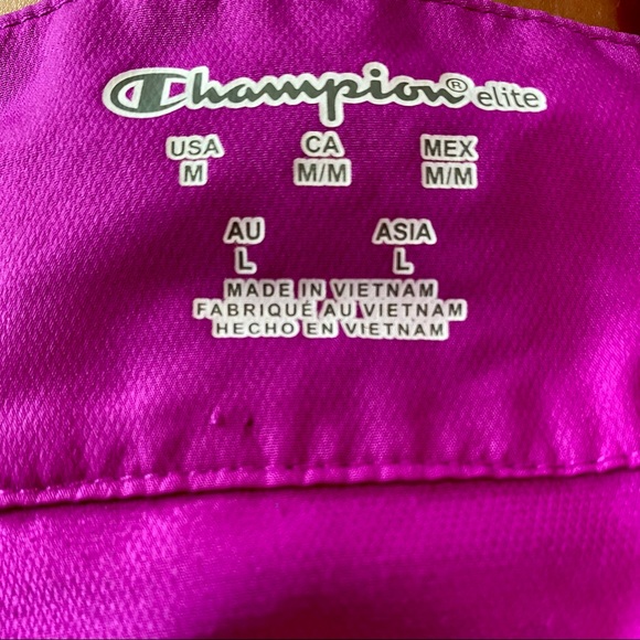 Champion wind breaker - Picture 3 of 3